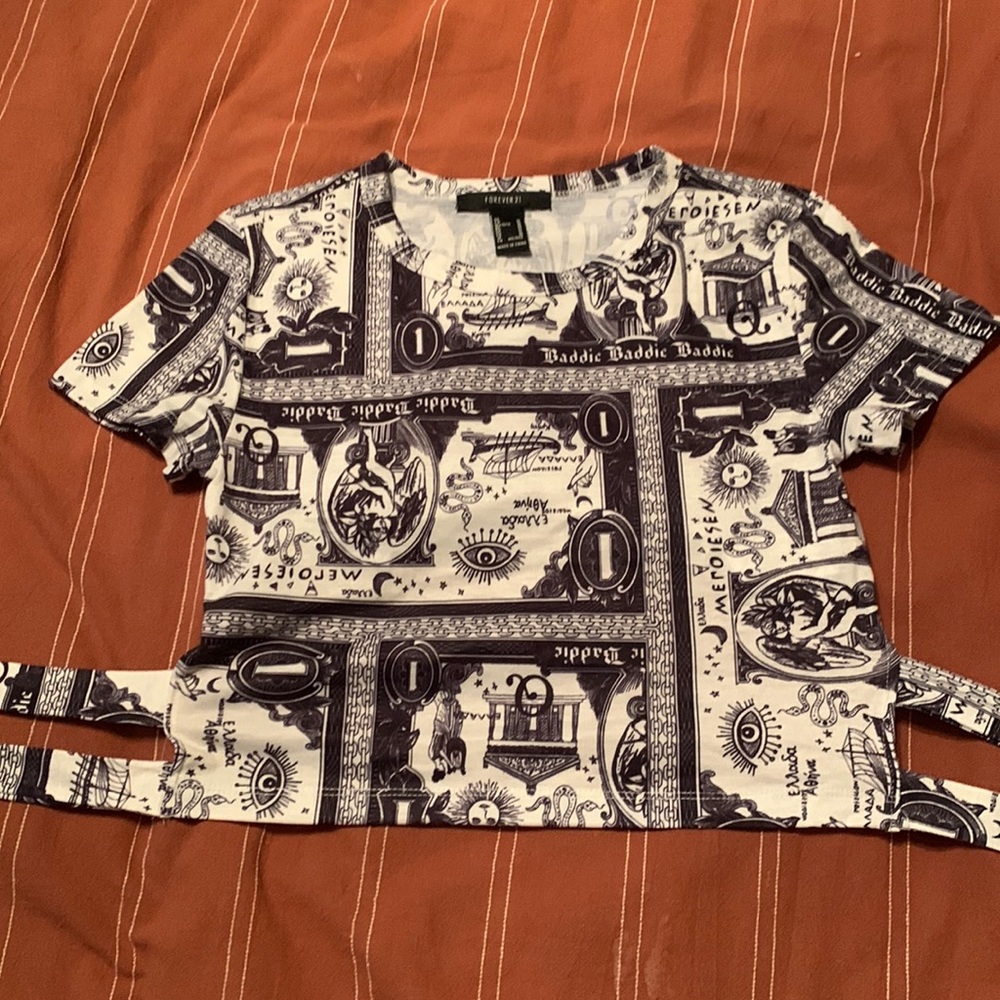 Crop top Forever 21 size M.